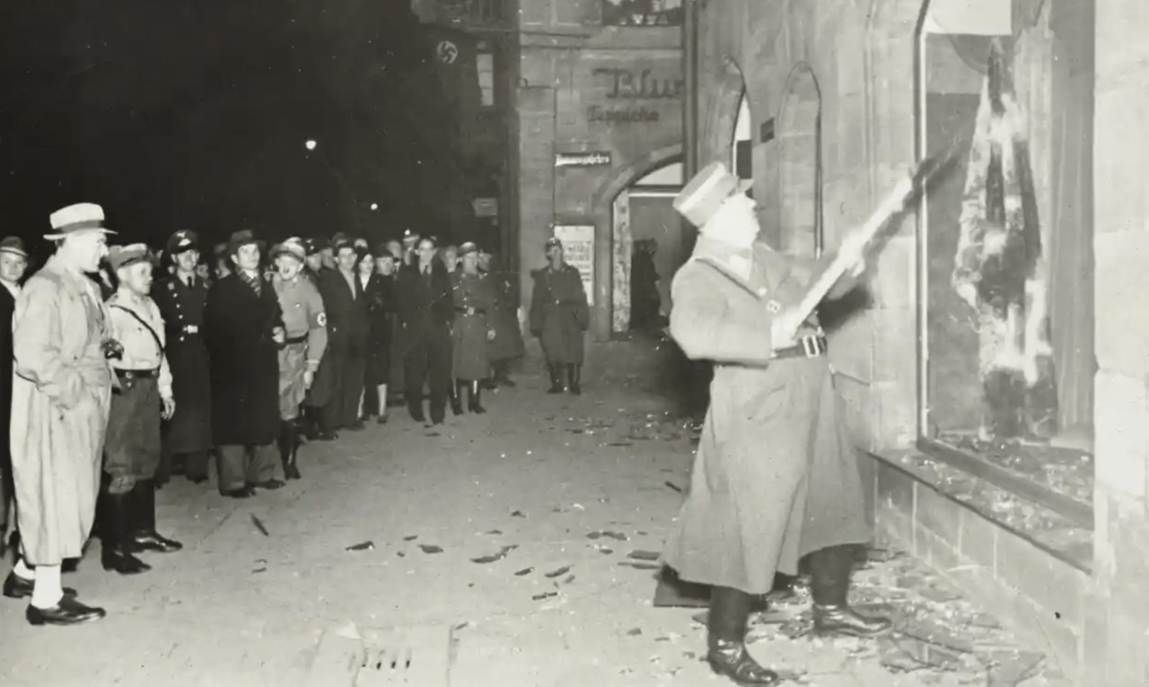 Η Νύχτα των Κρυστάλλων: Συγκλονιστικές φωτογραφίες δημοσιεύονται για πρώτη φορά, 84 χρόνια μετά